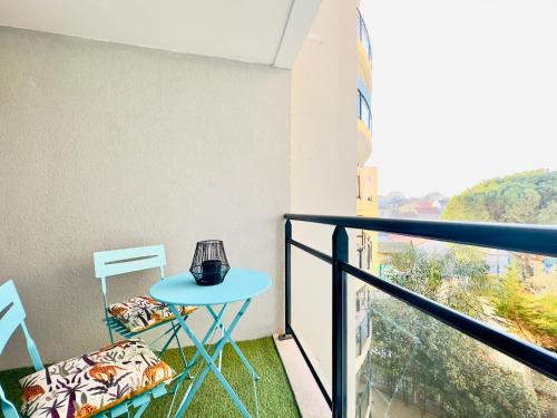 Photo de la galerie de l'établissement Le Cocon - 2 pièces centre Cannes - Terrasse, à Cannes