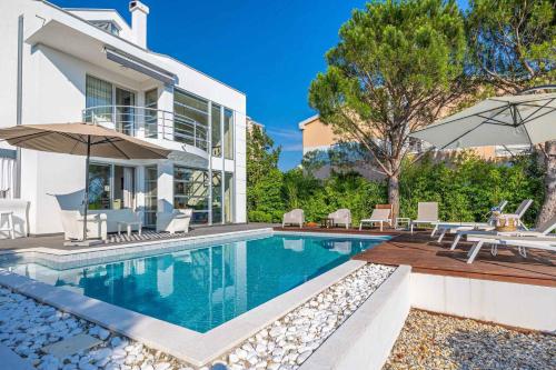 Holiday home in Dramalj 39404