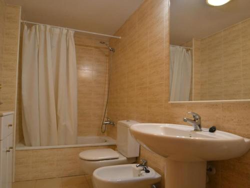 Ένα μπάνιο στο Apartamento Eco Dunas La Plaxa Riu