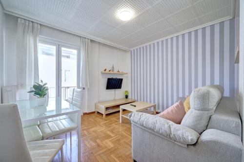 Te Adoro 11 by Clabao