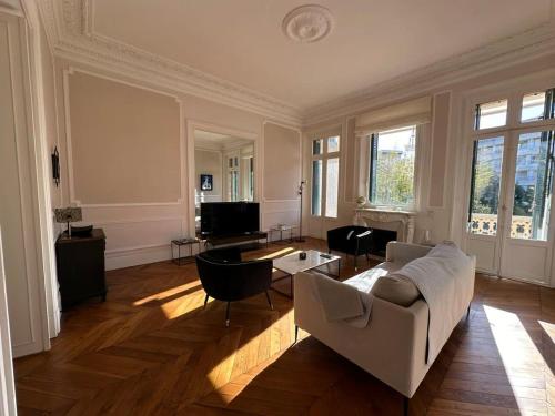 C025 Villa Toscane Bel Appartement Bourgeois