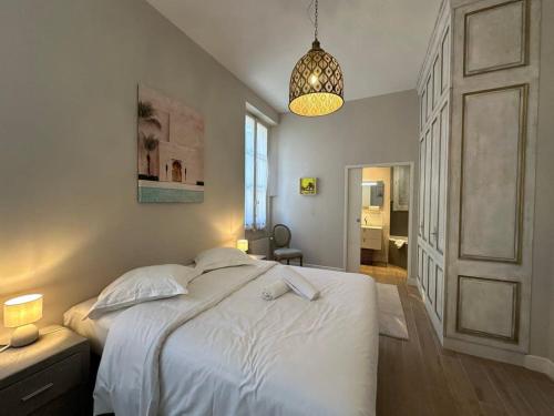 C025 Villa Toscane Bel Appartement Bourgeois