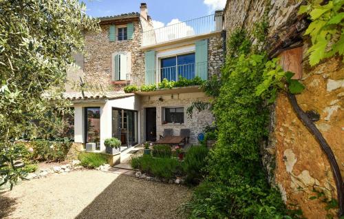 Stunning Home In Villes-Sur-Auzon