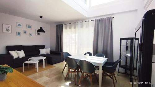 Χώρος καθιστικού στο Apartamento Campo Golf Hoyo 18