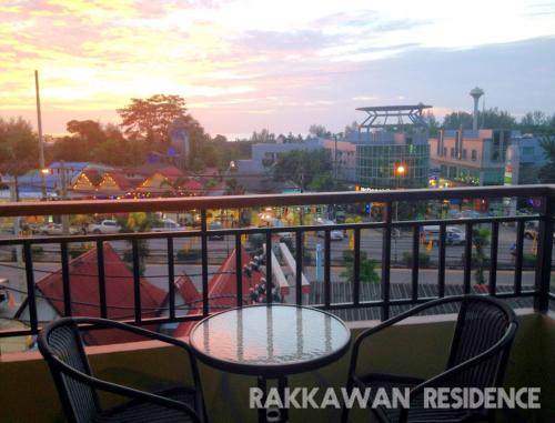 Балкон или терраса в Rakkawan Residence