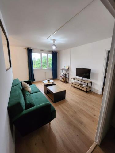 Le Montreuillois ! Parking privé et Métro à proximité