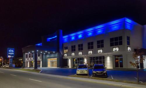 Hotel & Suites Le Dauphin Drummondville