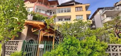 Gallery image of Wendy's - Summer house in Primorsko