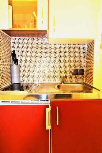 Modern flat with great location for longer stays