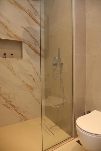 Ein Badezimmer in der Unterkunft Z art Hotel