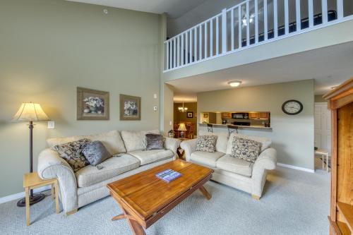 Billede fra billedgalleriet på The Peaks 3 Bedroom Mountain View Condo i Radium Hot Springs