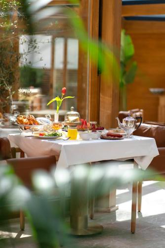 Comida en el hotel o alrededores
