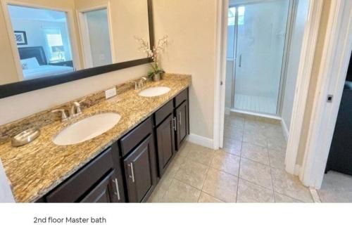 Spacious & Cozy Home- Near all Disney Parks photo 24