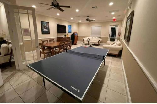 Spacious & Cozy Home- Near all Disney Parks photo 42