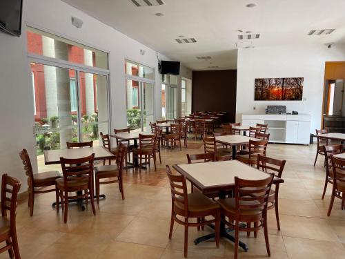 Εστιατόριο ή άλλο μέρος για φαγητό στο ANUIES Valle de Bravo HOTEL y CONVENCIONES