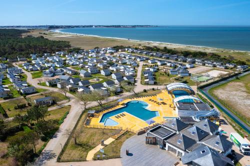 Camping 4 étoiles Piscines et Plage 3 chambres 6 pers - Mallet