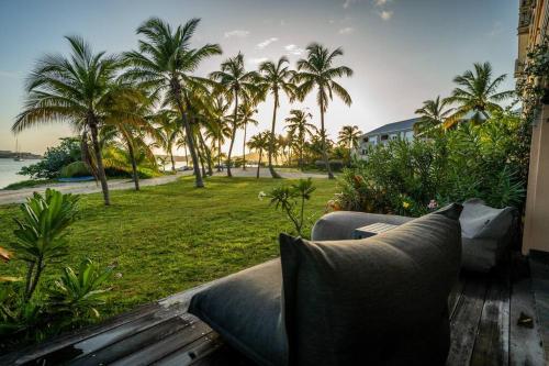 Palm View Condo