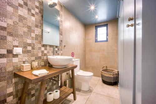 Pagrati/Hilton area, Bentzi (3) Boutique Apt. for 4