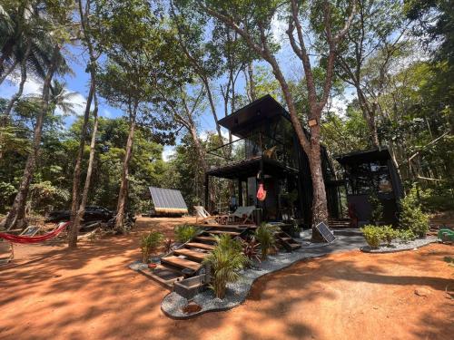 Zahrada ubytování Padel Lodge Koh Chang