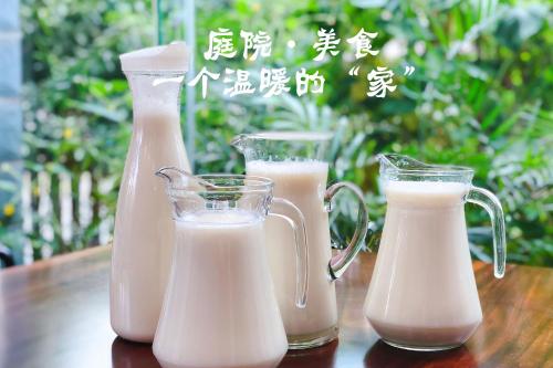 Gambar di galeri bagi 资兴东江湖16号精品别墅 di Zixing