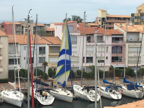 Bel appartement les roches Brunes vue mer