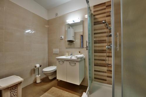 Apartment Aria