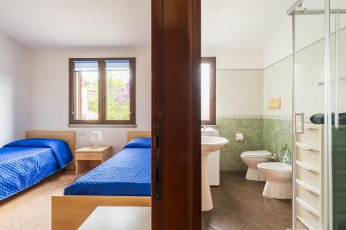 Ένα μπάνιο στο Villetta Macondo