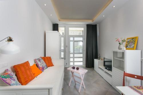 Central Luxury Studio orchid