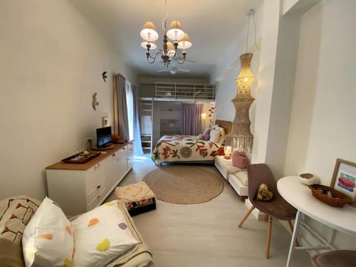 Les Hirondelles 2 Central Apartment