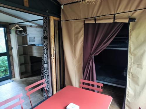 Gambar di galeri bagi Camping Onlycamp du Moulin di Clisson