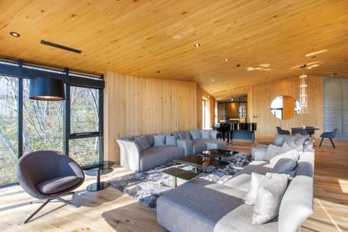 Posezení v ubytování Tsubasa Chalet at Hanaridge