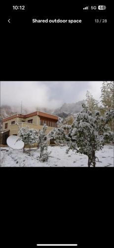 Trinity Home Stay v zimě