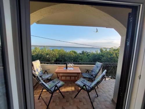 Cozy Apartments Marko in Maslenica just 230 m from the beach