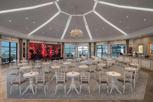 Restoran atau tempat lain untuk makan di NG Afyon Wellness & Convention