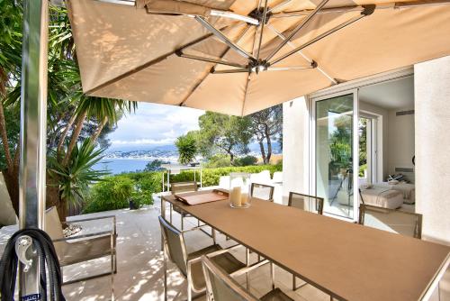 Villa Mont Boron, vue mer exceptionnelle photo 11