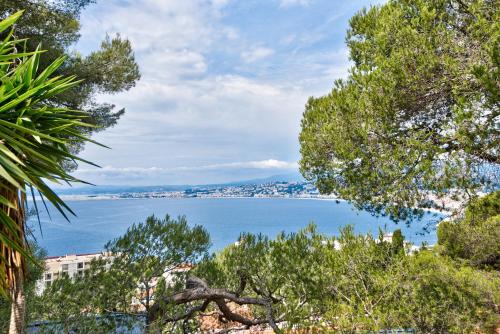 Villa Mont Boron, vue mer exceptionnelle photo 12