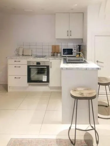 Stylish & Central, Ideal Beach Retreat photo 1