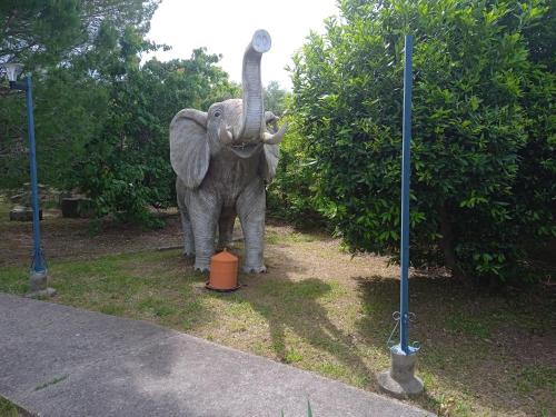Κήπος έξω από το Villa familiale spacieuse