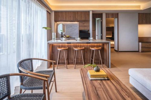 Una cocina o cocineta en seven x seven ISHIGAKI