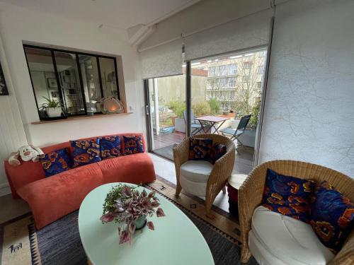 Photo de la galerie de l'établissement Appartement avec terrasse Meudon, à Meudon