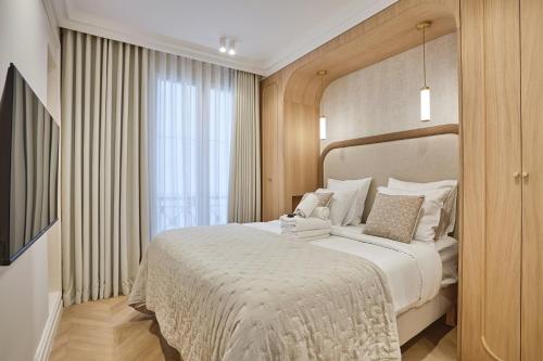 Residence in the Marais with Air-conditioned by Studioprestige