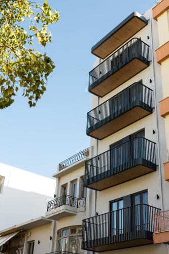 Balcon ou terrasse dans l'établissement Omikron Luxury Residences