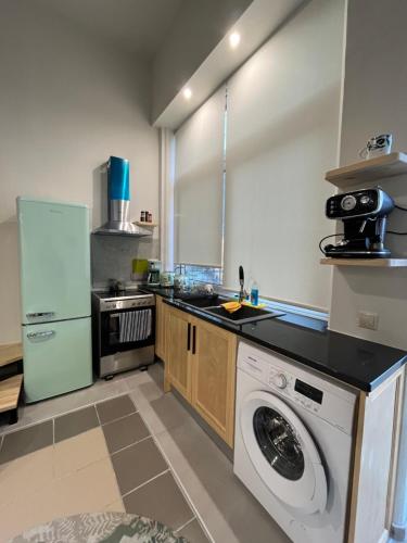 Modern Tiny Loft in Mantouki