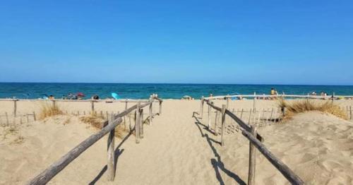 Φωτογραφία από το άλμπουμ του Le Marisol 5 étoiles à Torreilles emplacement O53 3CH 1SDB 8 personnes σε Torreilles