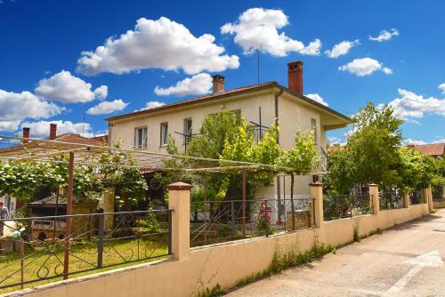 Apartment Davor 2330