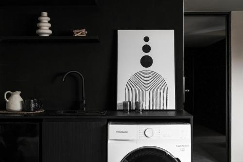 Η κουζίνα ή μικρή κουζίνα στο We2 Design Hotel
