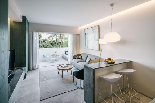Puente Romano Beach Suites - private apartaments photo 50