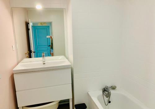 Très bel appartement rénové, grande terrasse vue mer