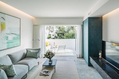 Puente Romano Beach Suites - private apartaments photo 54