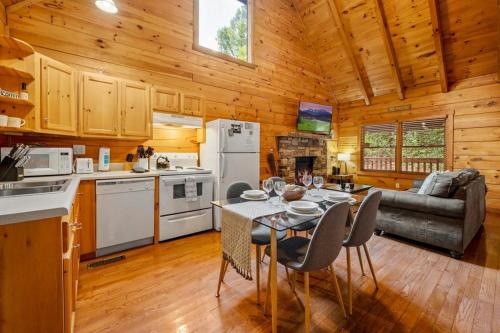Sunrise Woods Retreat by Eden Crest photo 28